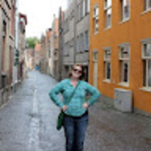 Meet your Posher, Elaine